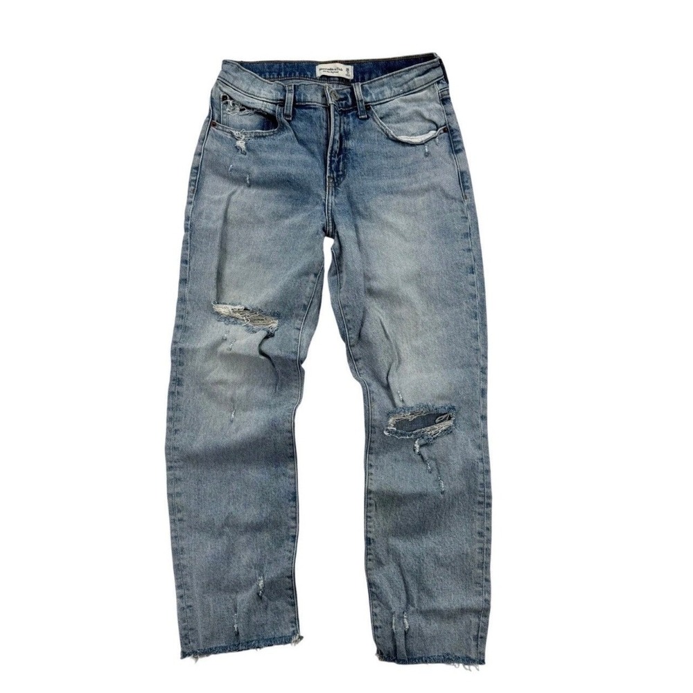 Abercrombie & Fitch Boyfriend Jeans Womens 26/2R Light Wash Good Distressed Raw